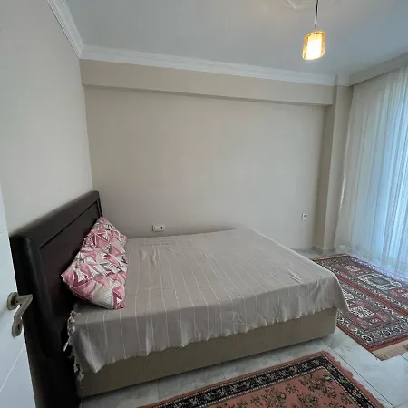 Deniz Ve Havalimanina Yakin Daire Apartment