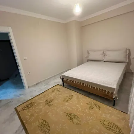 Apartment Deniz Ve Havalimanina Yakin Daire